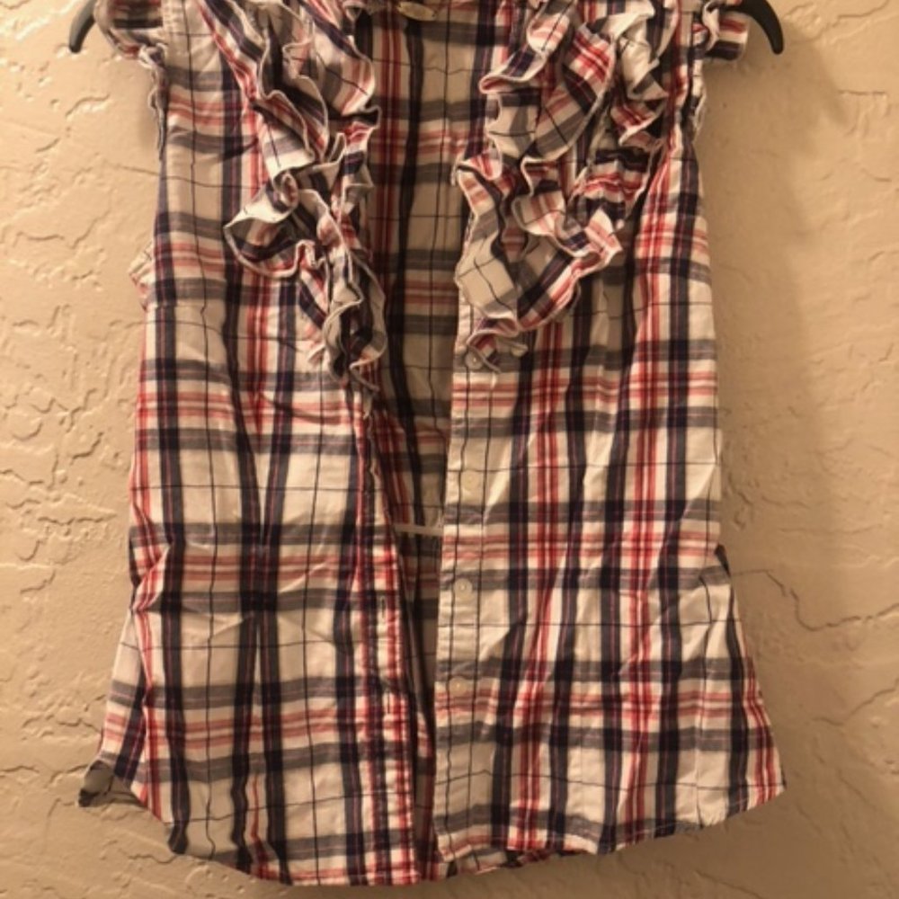 striped shirt